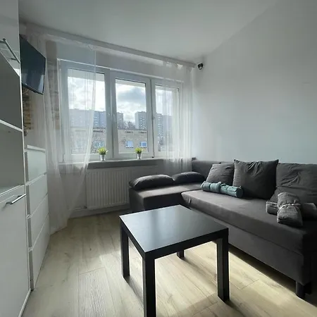 Flats Centre, Fiesta * غدينيا