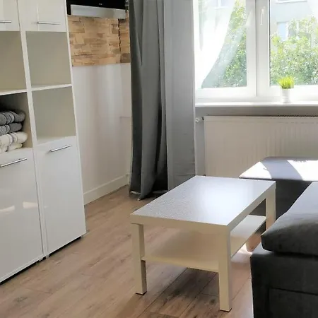 Flats Centre, Fiesta * غدينيا