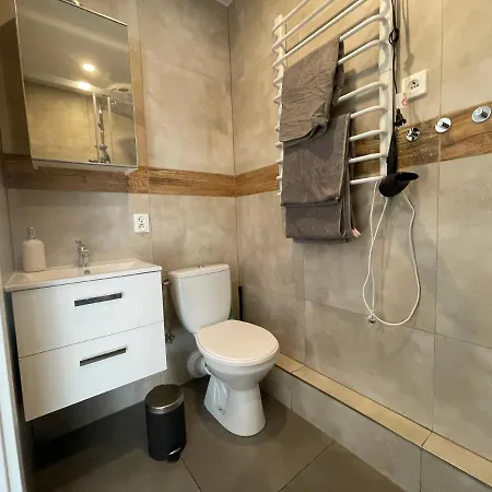 Flats Centre, Fiesta شقة *