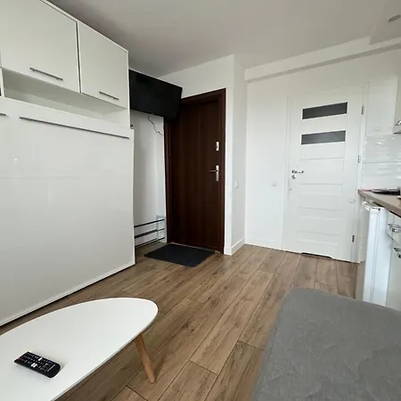 Flats Centre, Fiesta * غدينيا