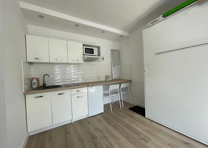 Flats Centre, Fiesta Apartmán *